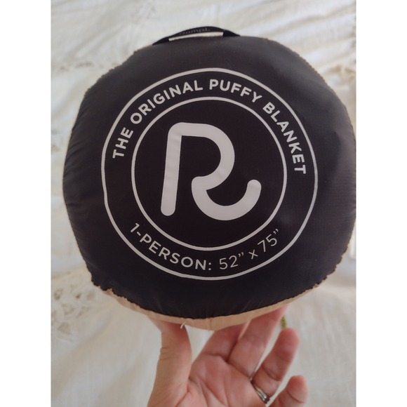 Rumpl The Original Puffy Blanket 1 Person 52x75 R100 Brown Tan Cut Run Jogger - Picture 8 of 9